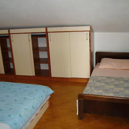 Apartamento Oliva A4 - 800 M From Sea Sukošan